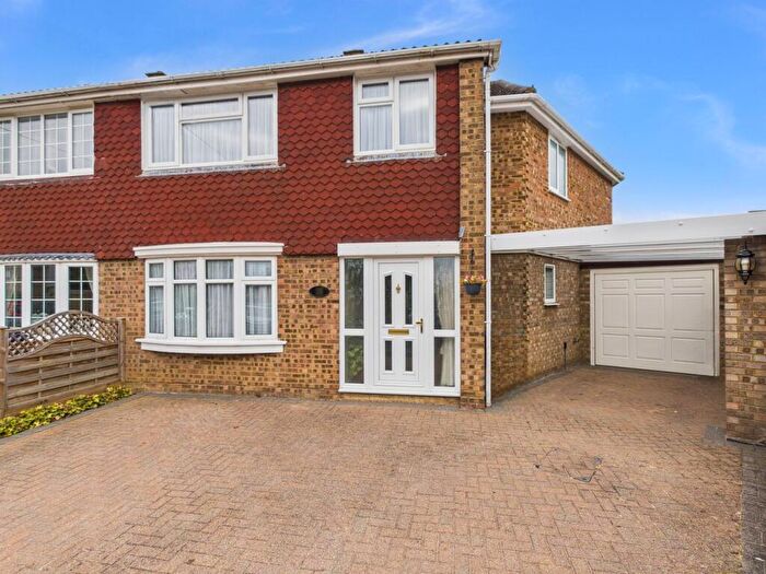4 Bedroom Semi-Detached House For Sale In Clarkes Way, Bassingbourn, Royston, SG8