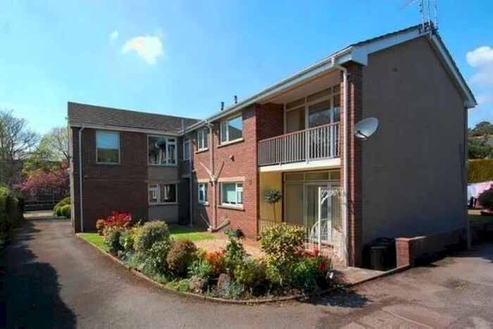 2 Bedroom Flat To Rent In Ty-Gwyn Road, Penylan, Cardiff, CF23