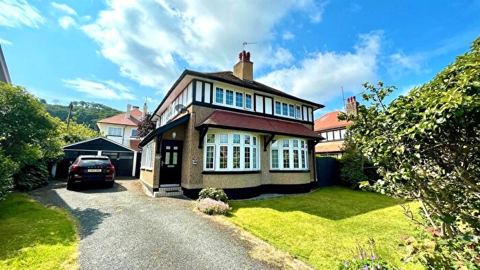 5 Bedroom Detached House For Sale In Sylva Gardens South, Llandudno, LL30