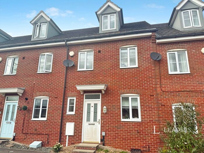 3 Bedroom Terraced House To Rent In Coltsfoot Drive, Bourne, PE10