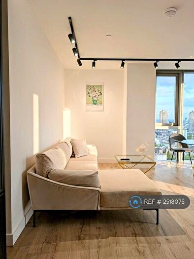 2 Bedroom Flat To Rent In Bollinder Place, London, EC1V