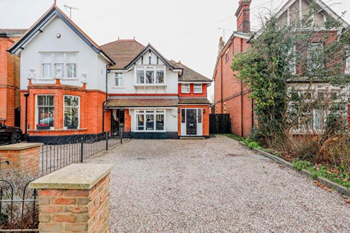 4 Bedroom Semi-Detached House For Sale In St. Vincents Road, Westcliff-On-Sea, SS0