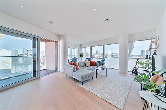 3 Bedroom Flat To Rent In No., Upper Riverside, Cutter Lane, Greenwich Peninsula, SE10