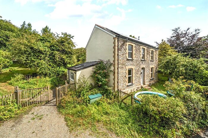 4 Bedroom Detached House For Sale In Grenville Road, Lostwithiel, PL22