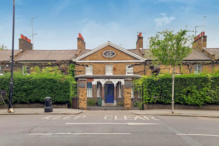 1 Bedroom Flat To Rent In St. Martins Almshouses, Bayham Street, NW1