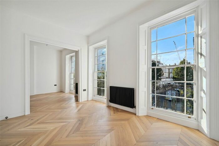 2 Bedroom Flat To Rent In Churton Street, Pimlico, London, SW1V