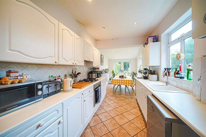 3 Bedroom Terraced House For Sale In Springfield Road, Kings Heath, Birmingham, B14