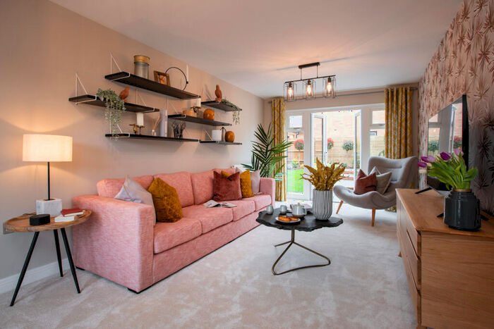 4 Bedroom Detached House For Sale In Ryton, Tyne And Wear, NE40