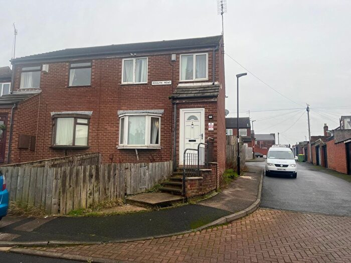 3 Bedroom End Terrace House For Sale In Rosslyn Mews, Sunderland, SR4