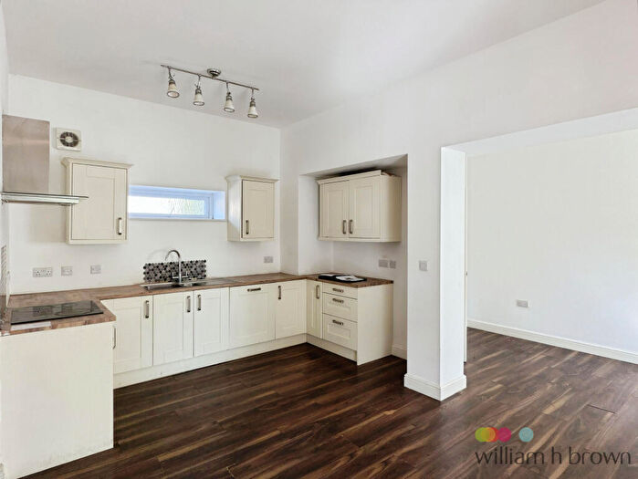 4 Bedroom Town House To Rent In Park Street, Lincoln, LN1