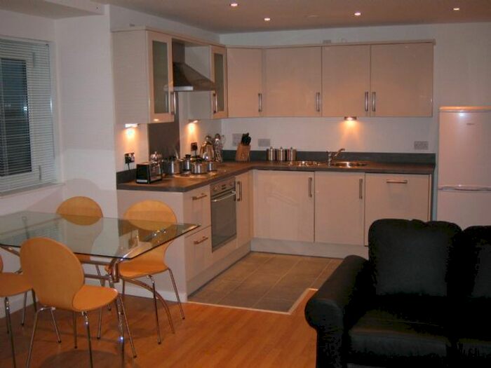 2 Bedroom Flat To Rent In Masshouse Plaza, Birmingham, B5