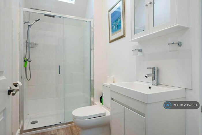 4 Bedroom Semi-Detached House To Rent In King Georges Field, Stow On The Wold, Cheltenham, GL54
