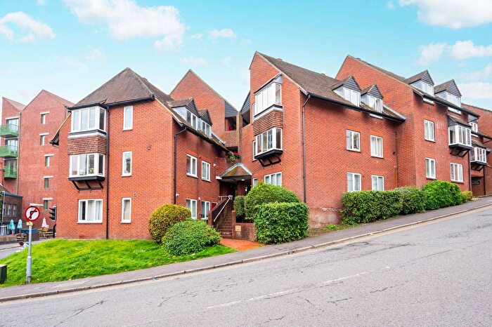 1 Bedroom Flat To Rent In The Mount, Guildford, GU2