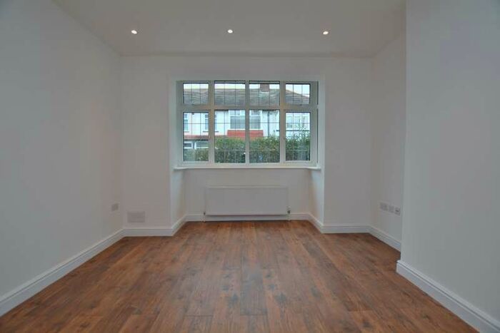 3 Bedroom Property To Rent In St Mary`s Walk Hayes, UB3