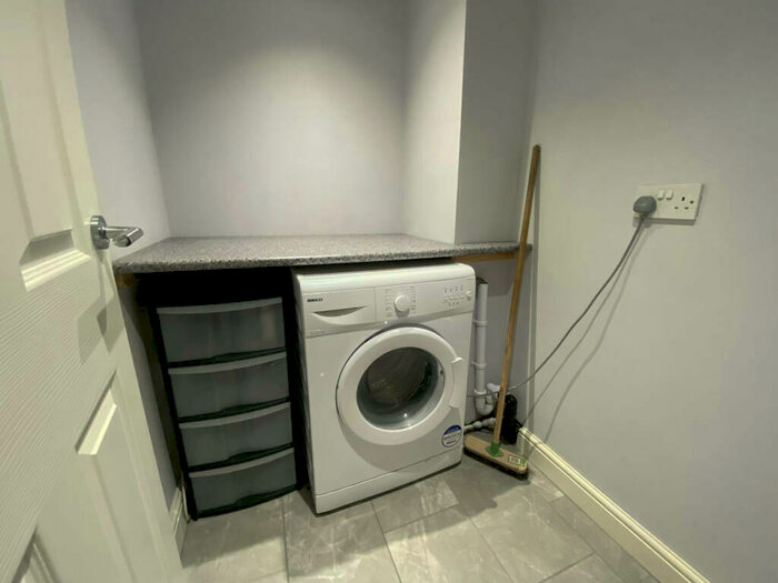 4 Bedroom Terraced House To Rent In Thrush Street, London, SE17