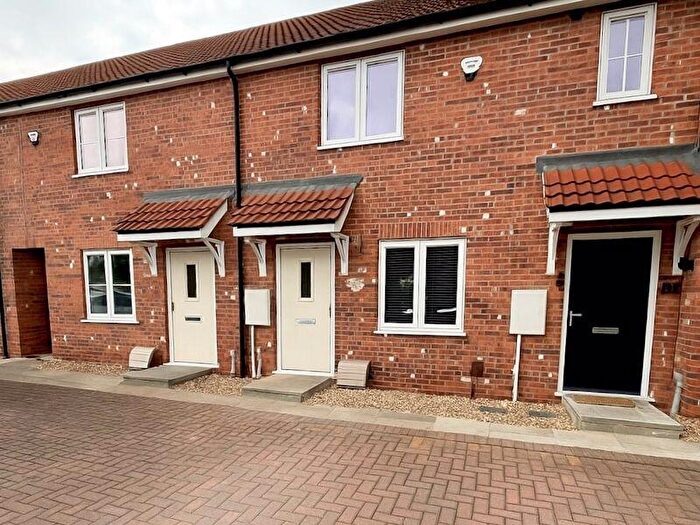 2 Bedroom Terraced House To Rent In Helvellyn Way, Grimsby, DN33