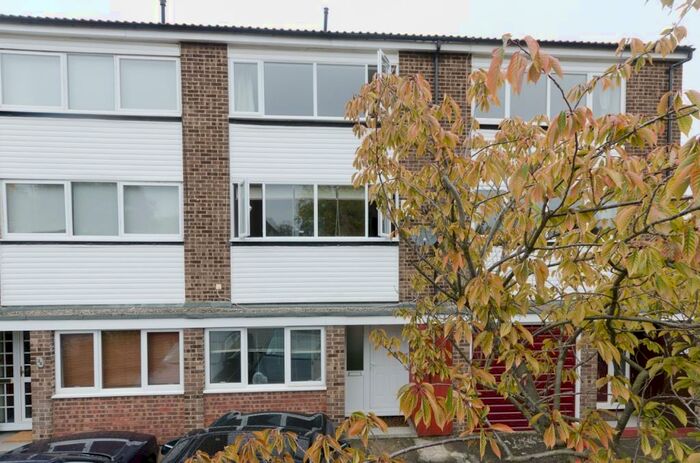 4 Bedroom Town House To Rent In Dunoon Road Forest Hill, SE23