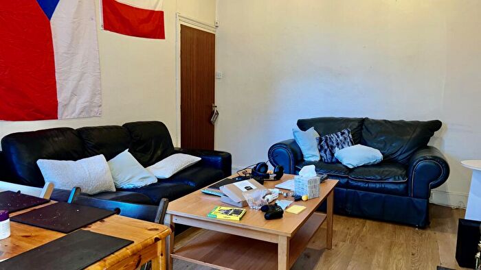 2 Bedroom House To Rent In Sandyford Road, Sandyford, Newcastle Upon Tyne, NE2