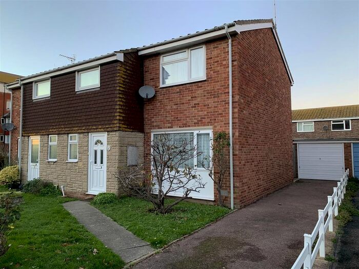 3 Bedroom Property To Rent In Rowena Road, Westgate-On-Sea, CT8