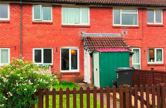 1 Bedroom Flat To Rent In Allington Close, Taunton, TA1