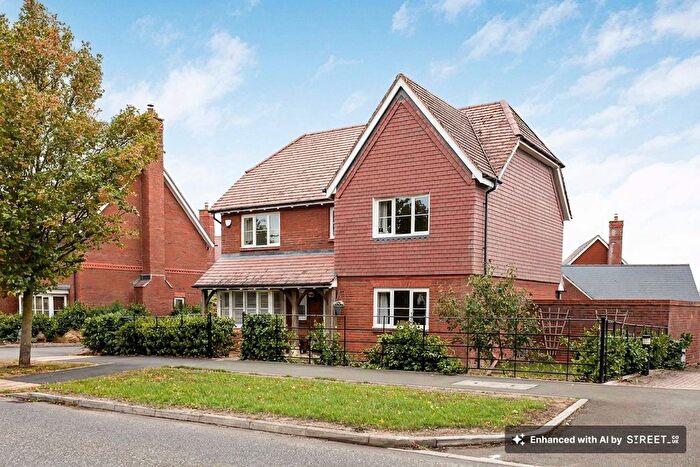 4 Bedroom Detached House For Sale In William Morris Way, Tadpole Garden Village, SN25
