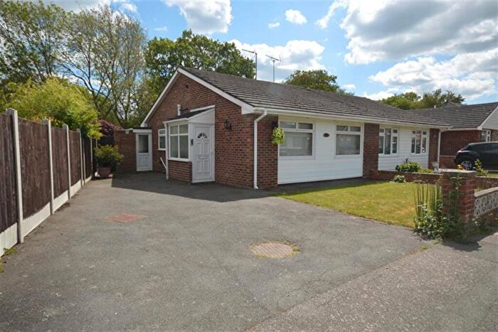 2 Bedroom Semi-Detached Bungalow For Sale In Warren Road, Braintree, CM7