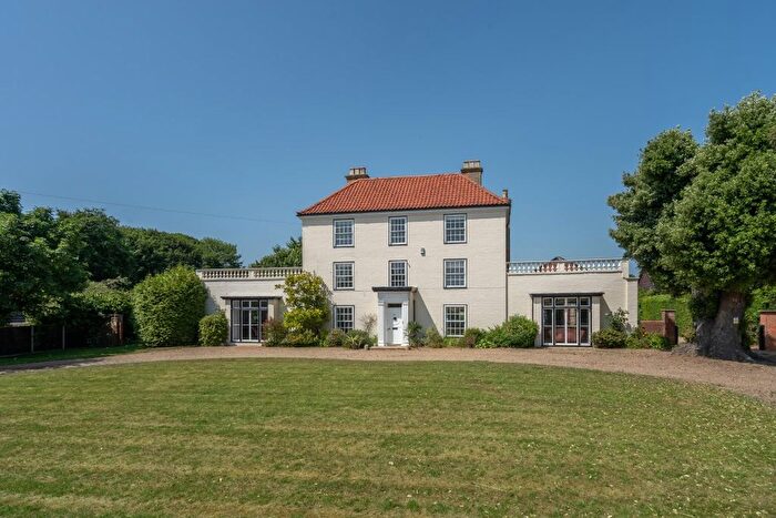8 Bedroom Detached House For Sale In Southwold Road, Wrentham, Beccles, NR34