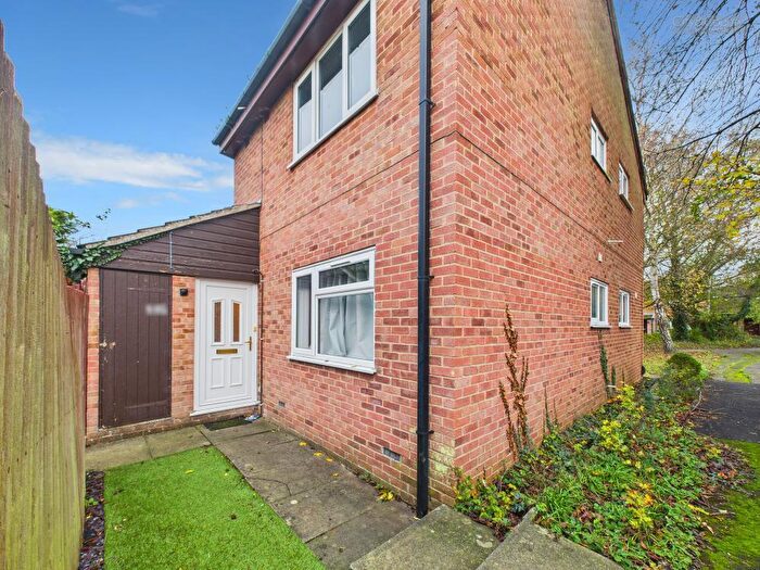 1 Bedroom Maisonette For Sale In Somerville, Peterborough, PE4