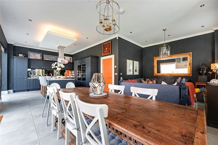 5 Bedroom Detached House For Sale In Pine Lodge Way, Epsom, Surrey, KT19