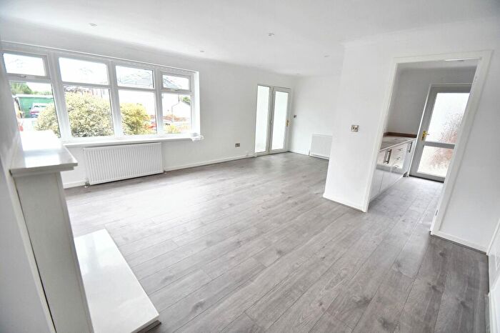 3 Bedroom Detached Bungalow For Sale In Oakwell Drive, Bury, BL9