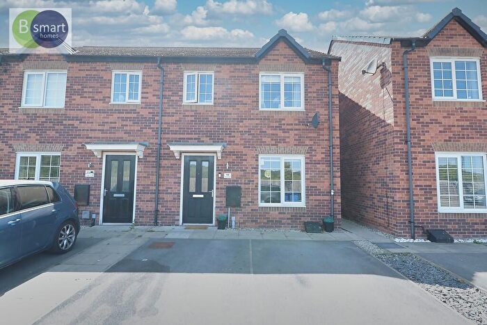 3 Bedroom Semi-Detached House For Sale In Buzzard Avenue, Mexborough, S64