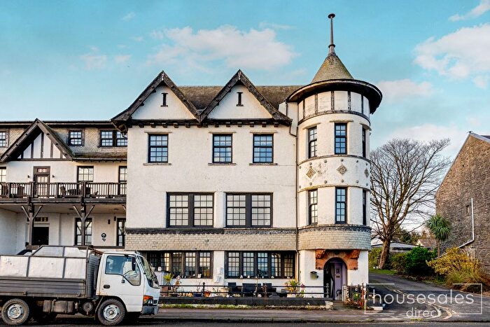 2 Bedroom Flat For Sale In B Marine Parade Kirn, Dunoon, PA23