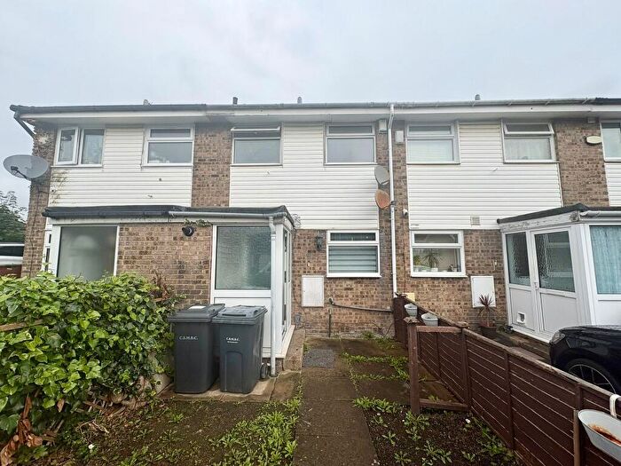 2 Bedroom Terraced House To Rent In Pentland Avenue, Clayton, Bradford, BD14