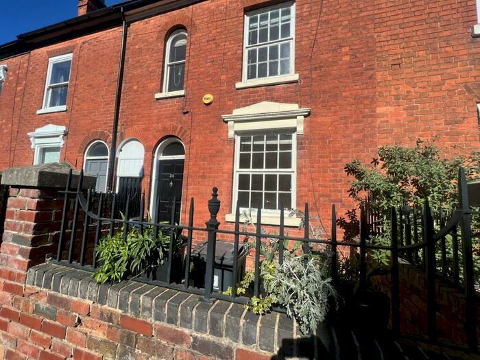 4 Bedroom Terraced House To Rent In Bull Street, Harborne, Birmingham, B17