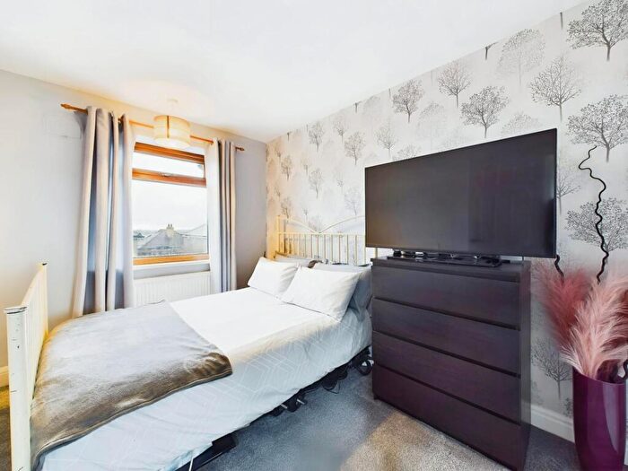 2 Bedroom Semi-Detached House For Sale In Lyndale Drive, Wrose, BD18