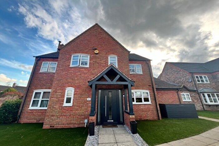 4 Bedroom Property To Rent In Mitchell Close, Lichfield, WS13