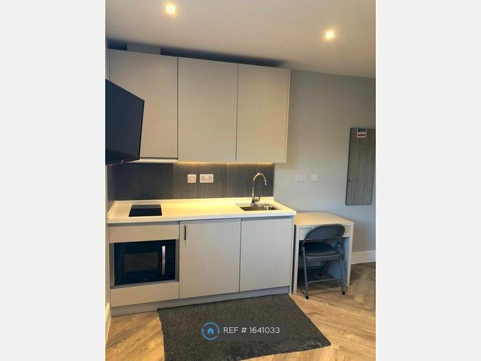 Studio To Rent In Freeland Road, Ealing, W5