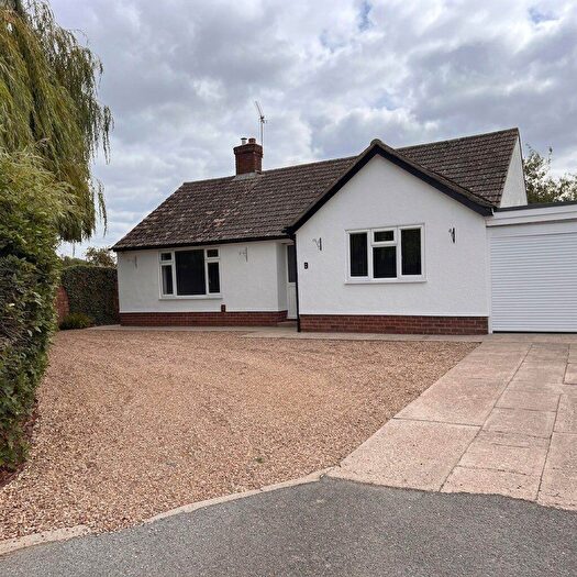 2 Bedroom Bungalow To Rent In Levington Lane, Ipswich, Suffolk, IP10