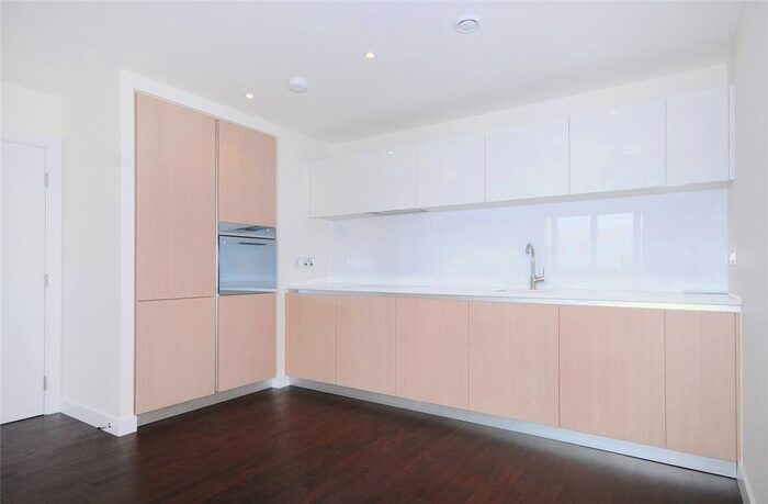 1 Bedroom Flat To Rent In Masson House, Pump House Crescent, Brentford, TW8