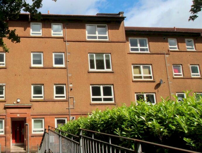 2 Bedroom Flat To Rent In Regent Street, Greenock, PA15