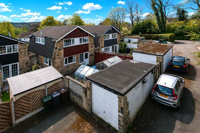 4 Bedroom Detached House For Sale In Fairfield Court, Baildon, Shipley, West Yorkshire, BD17