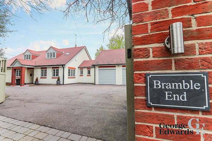 5 Bedroom Detached House For Sale In Bosworth Road, Snarestone, DE12