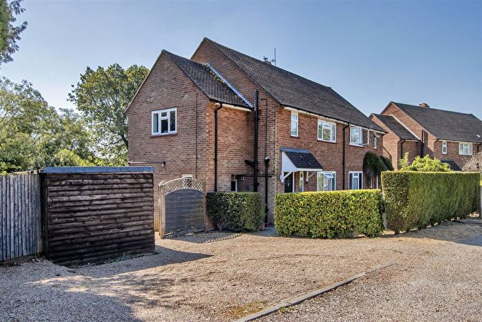 2 Bedroom Maisonette For Sale In Overdale, Weald, Sevenoaks, TN14