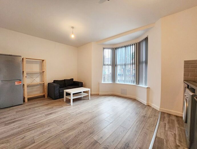 1 Bedroom Flat To Rent In Clive Street, Cardiff, CF11