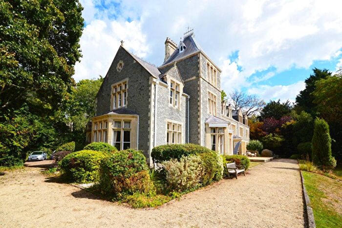 2 Bedroom Flat For Sale In Bath Road, Bitton, BS30