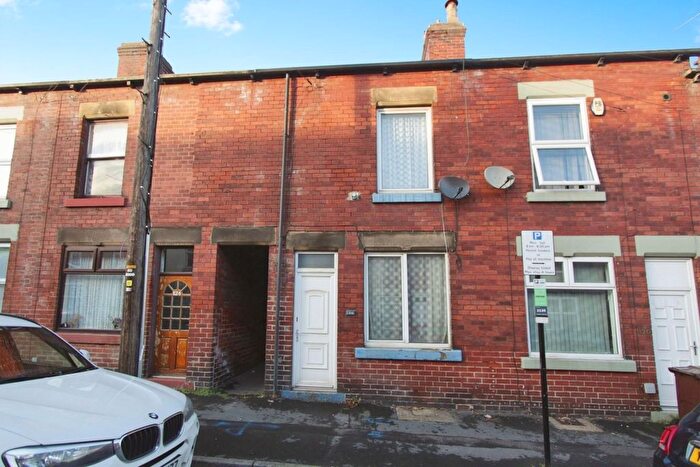 3 Bedroom Terraced House For Sale In Neill Road, Sheffield, S11