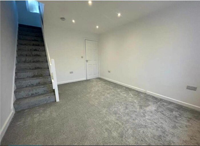 1 Bedroom Terraced House To Rent In Weston Park Gardens, DE24