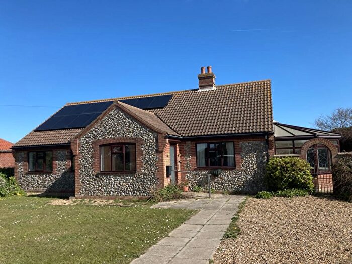 3 Bedroom Detached Bungalow For Sale In Mundesley Road, Norwich, NR11