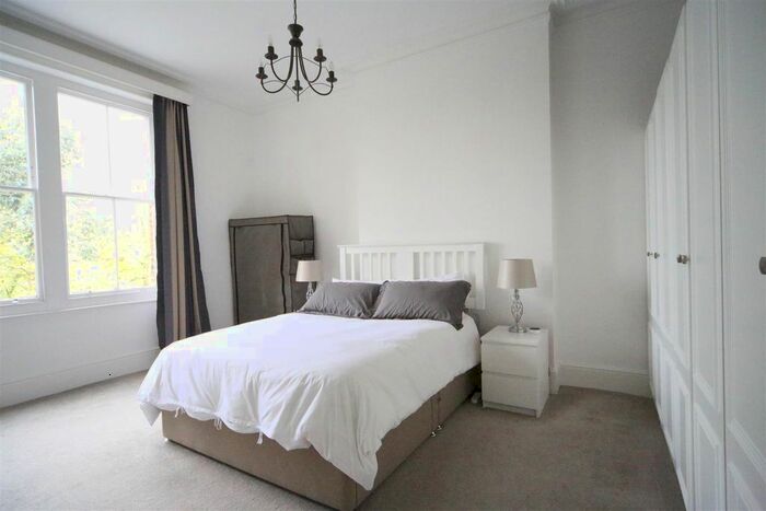 1 Bedroom Flat For Sale In Greencroft Gardens, South Hampstead, NW6