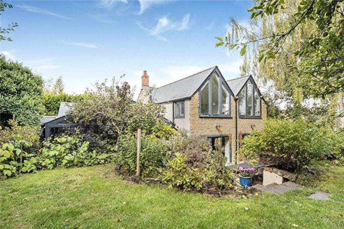 4 Bedroom Detached House For Sale In Manor Road, Grendon, Northampton, NN7